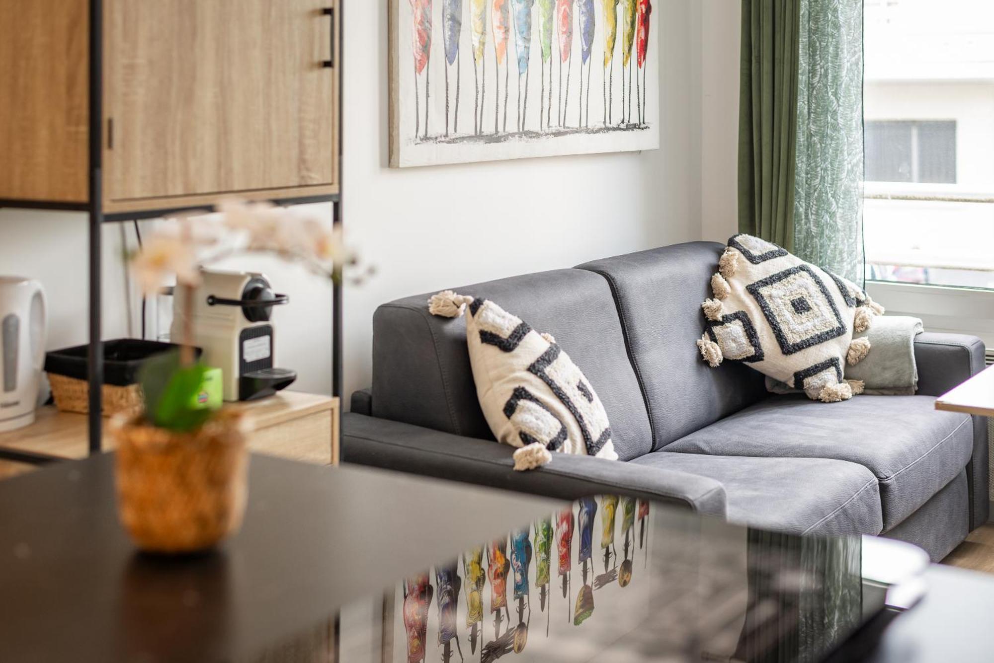 Paris Cocon - Disneyland, Parking, Hypercentre, Train Station Apartment